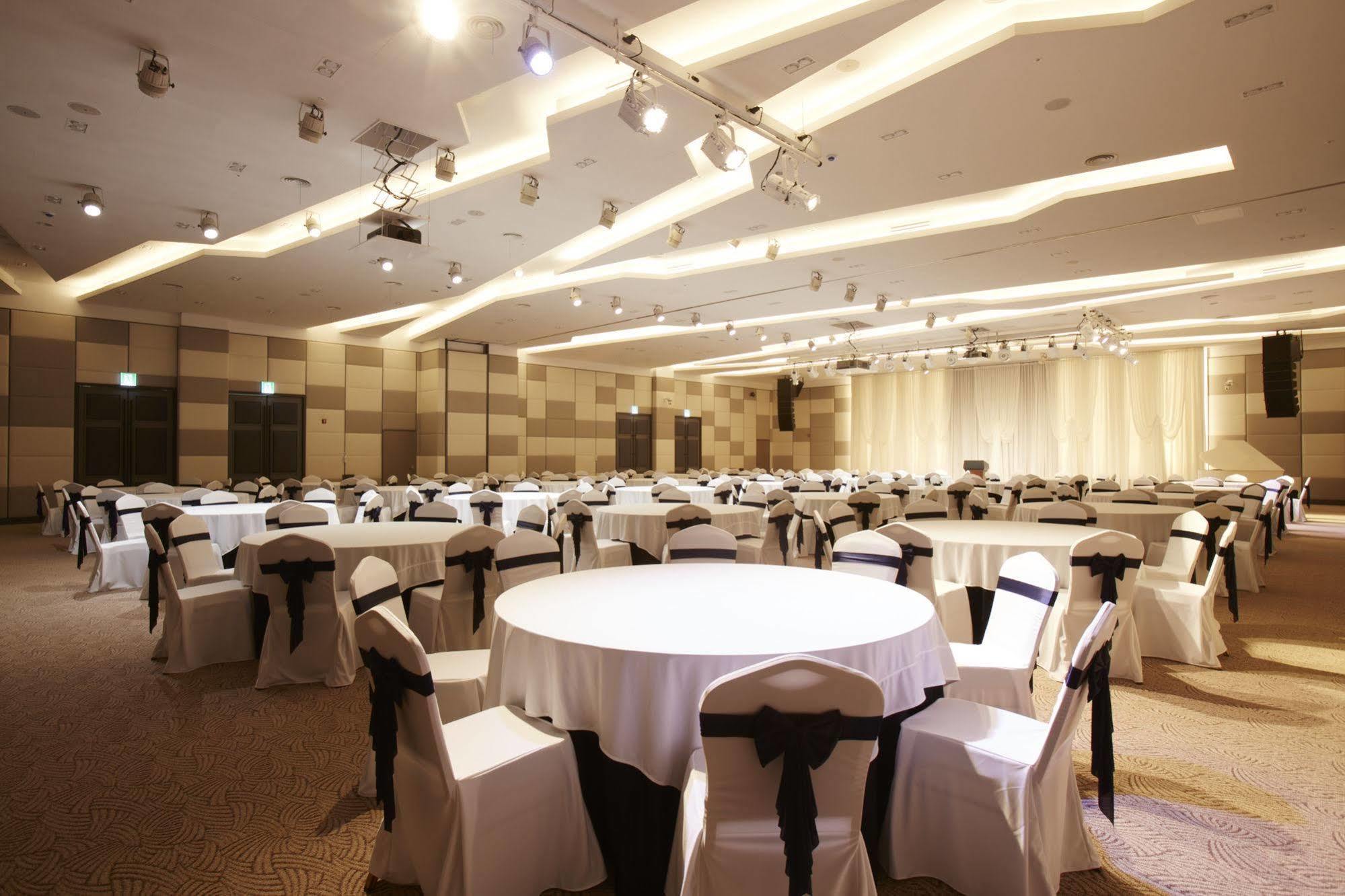 Hotel Prumir Hwaseong Bagian luar foto